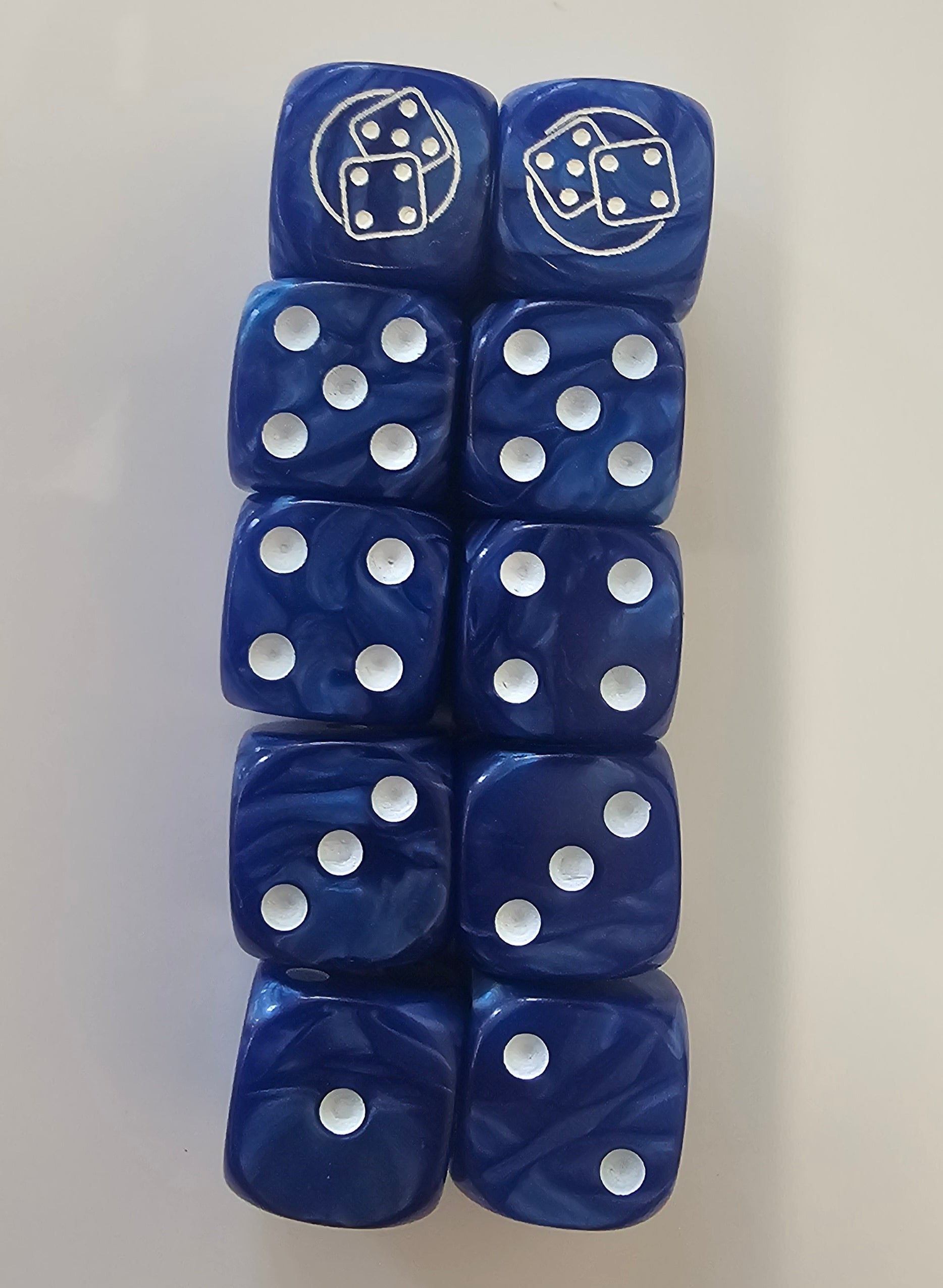 10 x Blue / White Bugle Bat Reps Dice