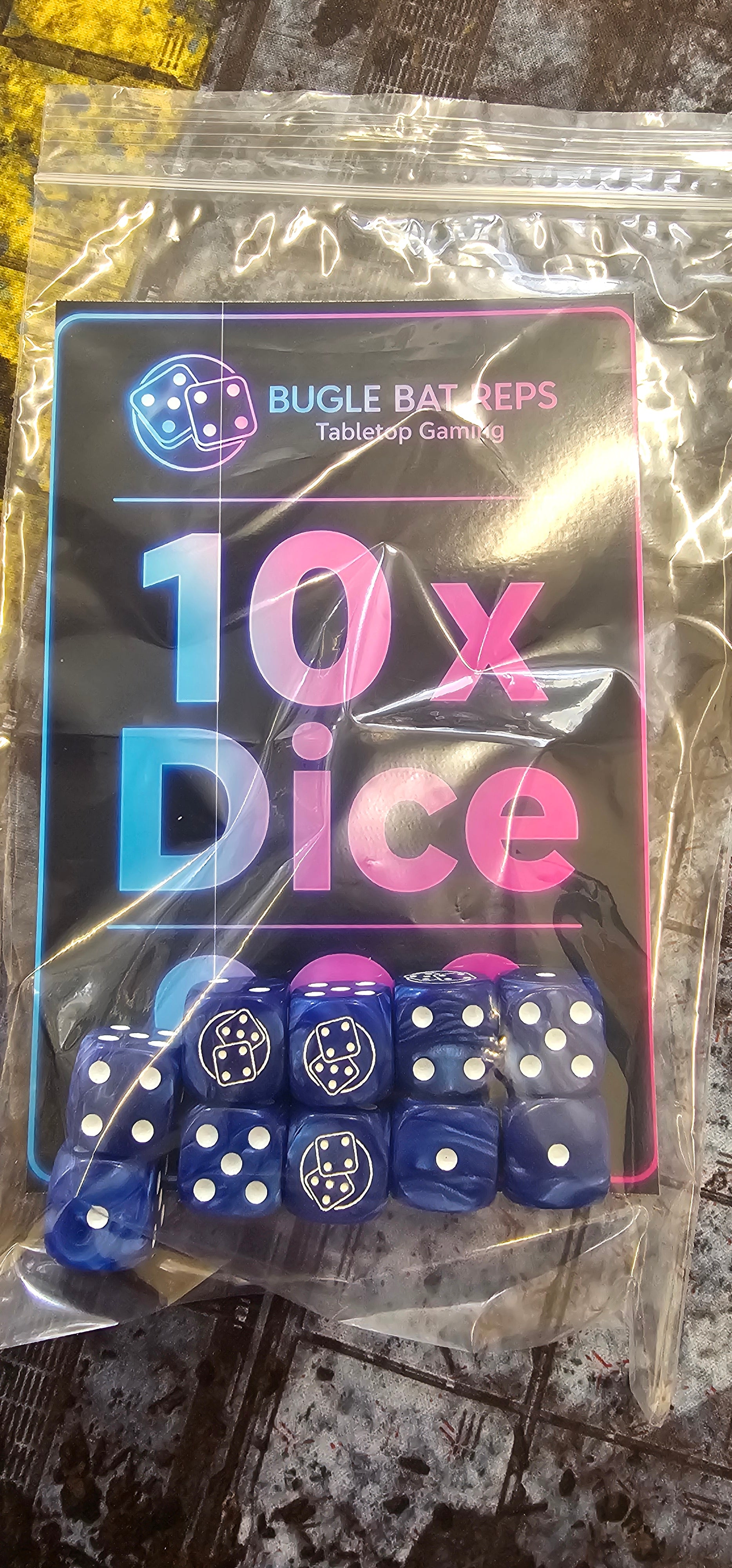 10 x Blue / White Bugle Bat Reps Dice