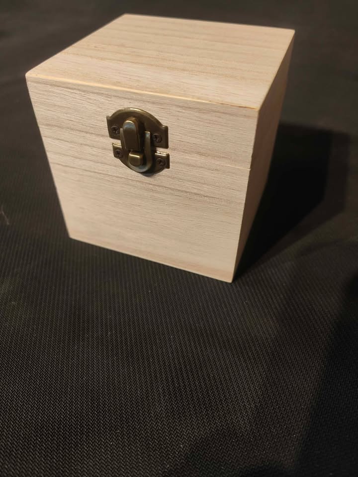 D&D Potion Of Healing Health D4 Bottle Dice Prop Glass Set